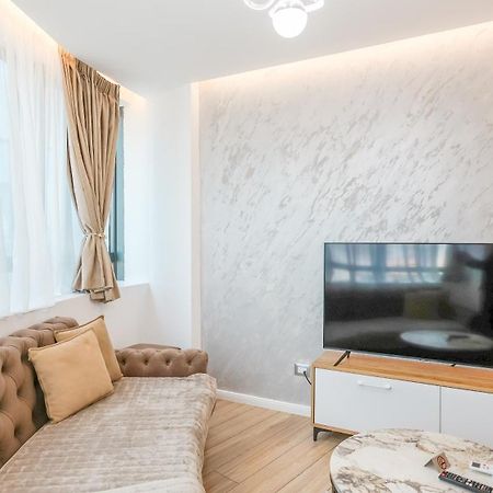 Premium Apartment In The Center Tirana Eksteriør billede