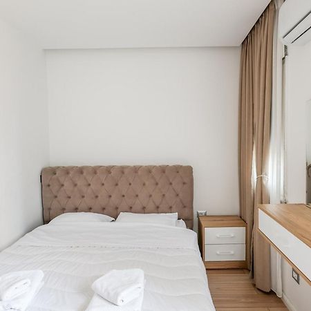 Premium Apartment In The Center Tirana Eksteriør billede