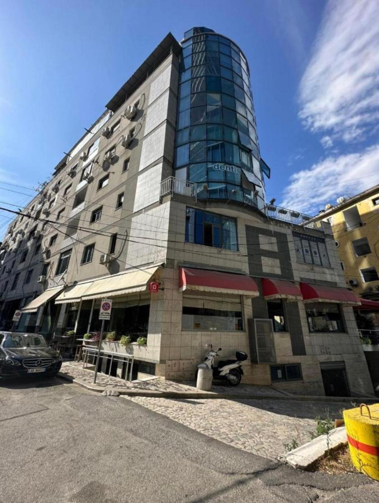 Premium Apartment In The Center Tirana Eksteriør billede