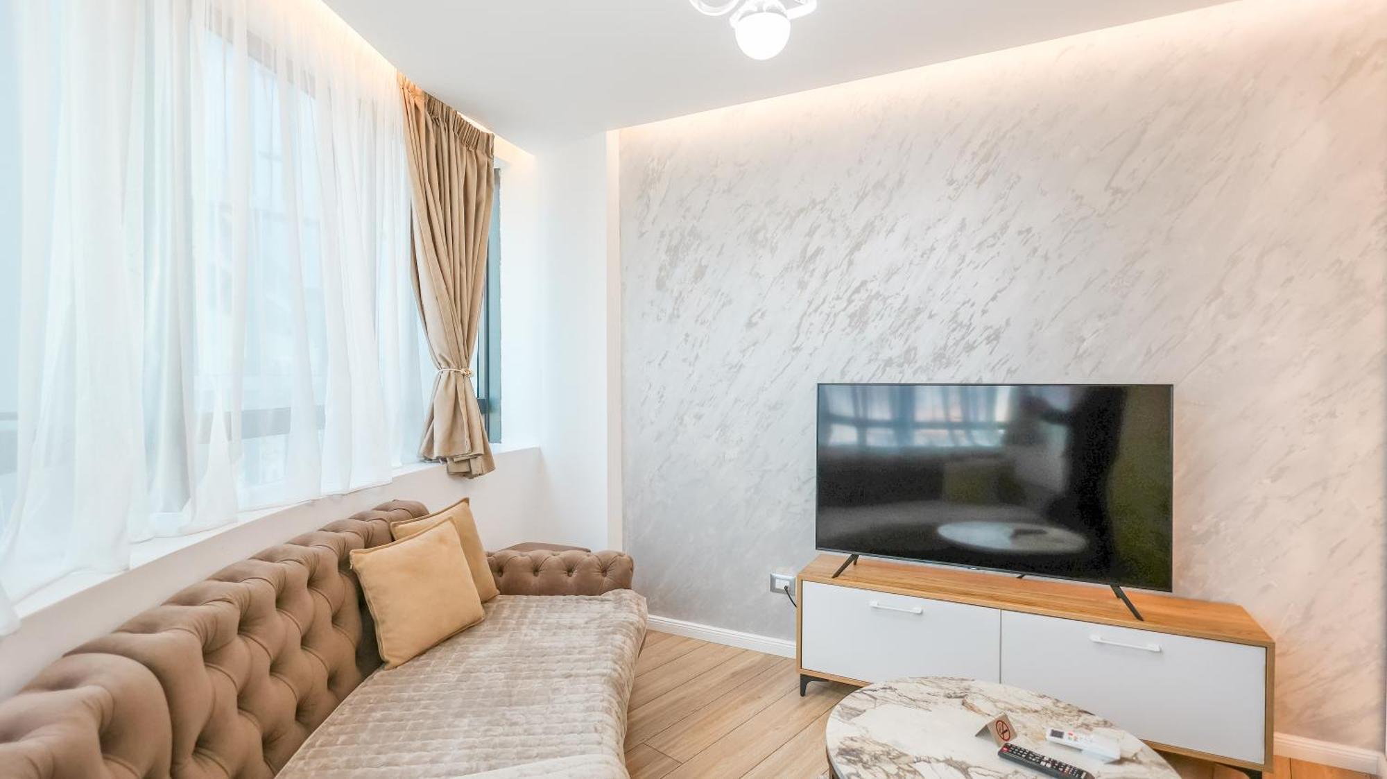 Premium Apartment In The Center Tirana Eksteriør billede